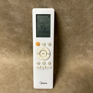Midea RG10G4(B2)/BGEFU1 White Wireless Air Conditioner Remote Control